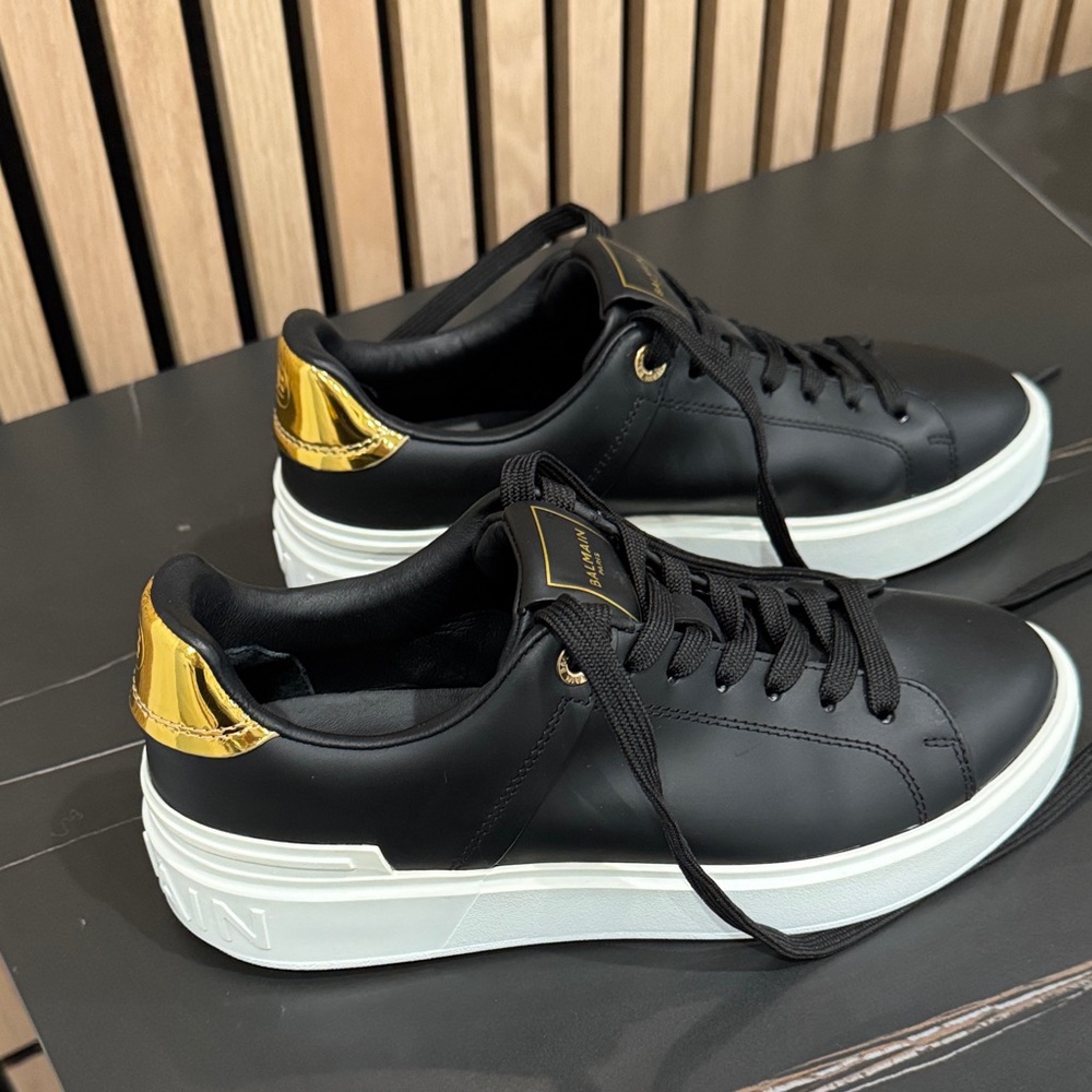 Balmain Black and Gold Accent Sneakers B-Court Flip sneakers in calfskin - Picture 2 of 16